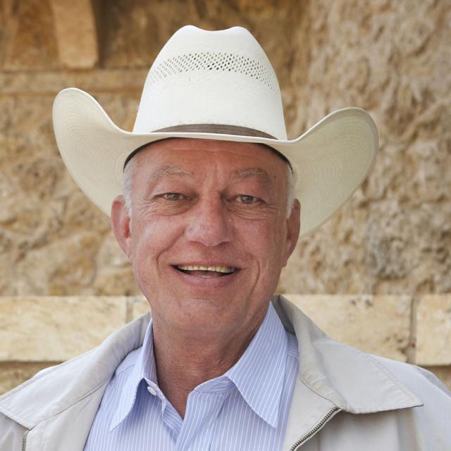 Sam Middleton, Broker and Appraiser - Chas S. Middleton and Sons