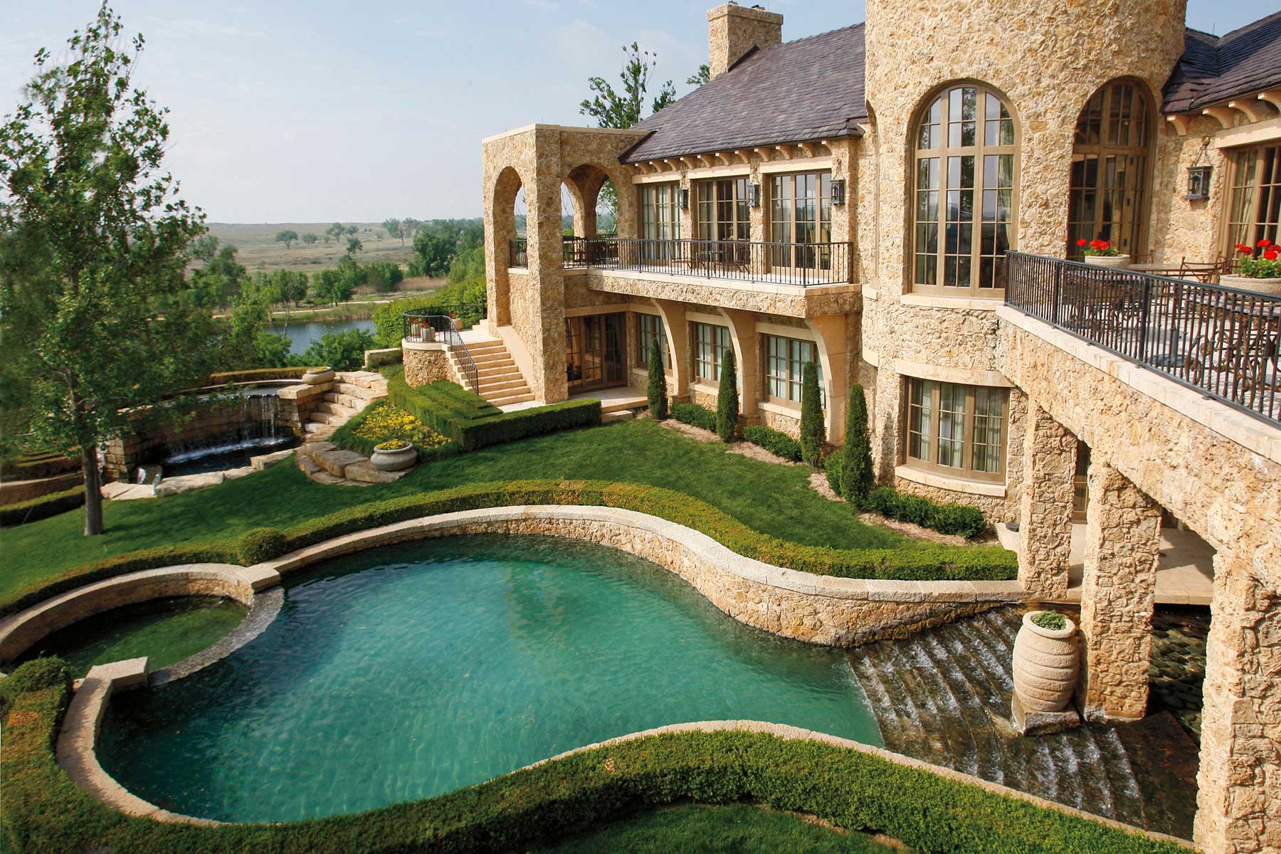 Boone Pickens' Mesa Vista Ranch archival photograph 8
