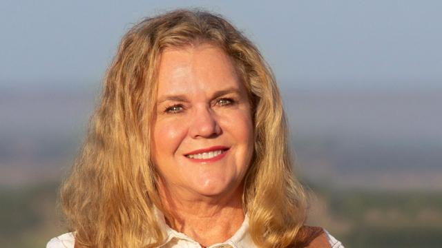 Agent Sylinda Meinzer