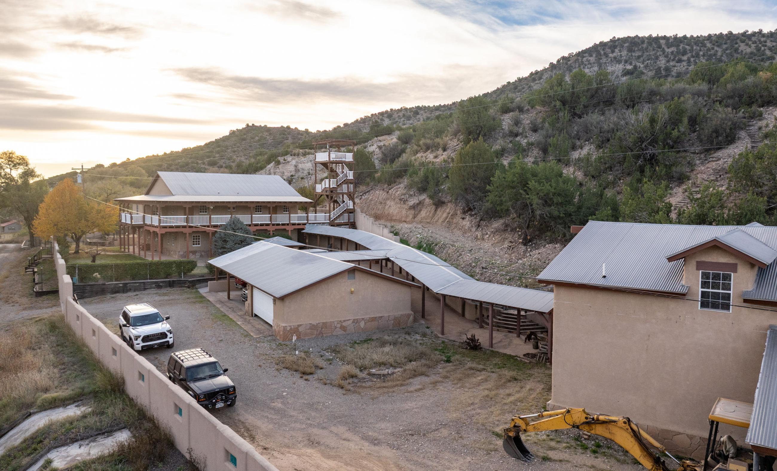 El Palacio Hunting Ranch | Chas S. Middleton