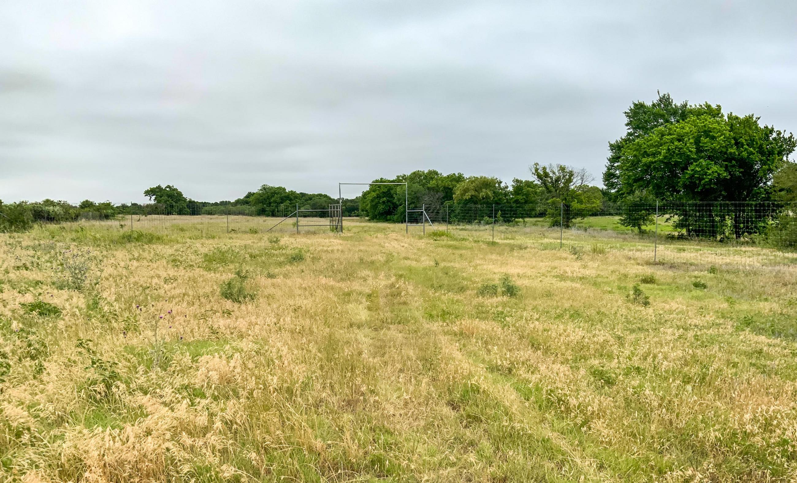Twin Oaks Ranch property photograph 17