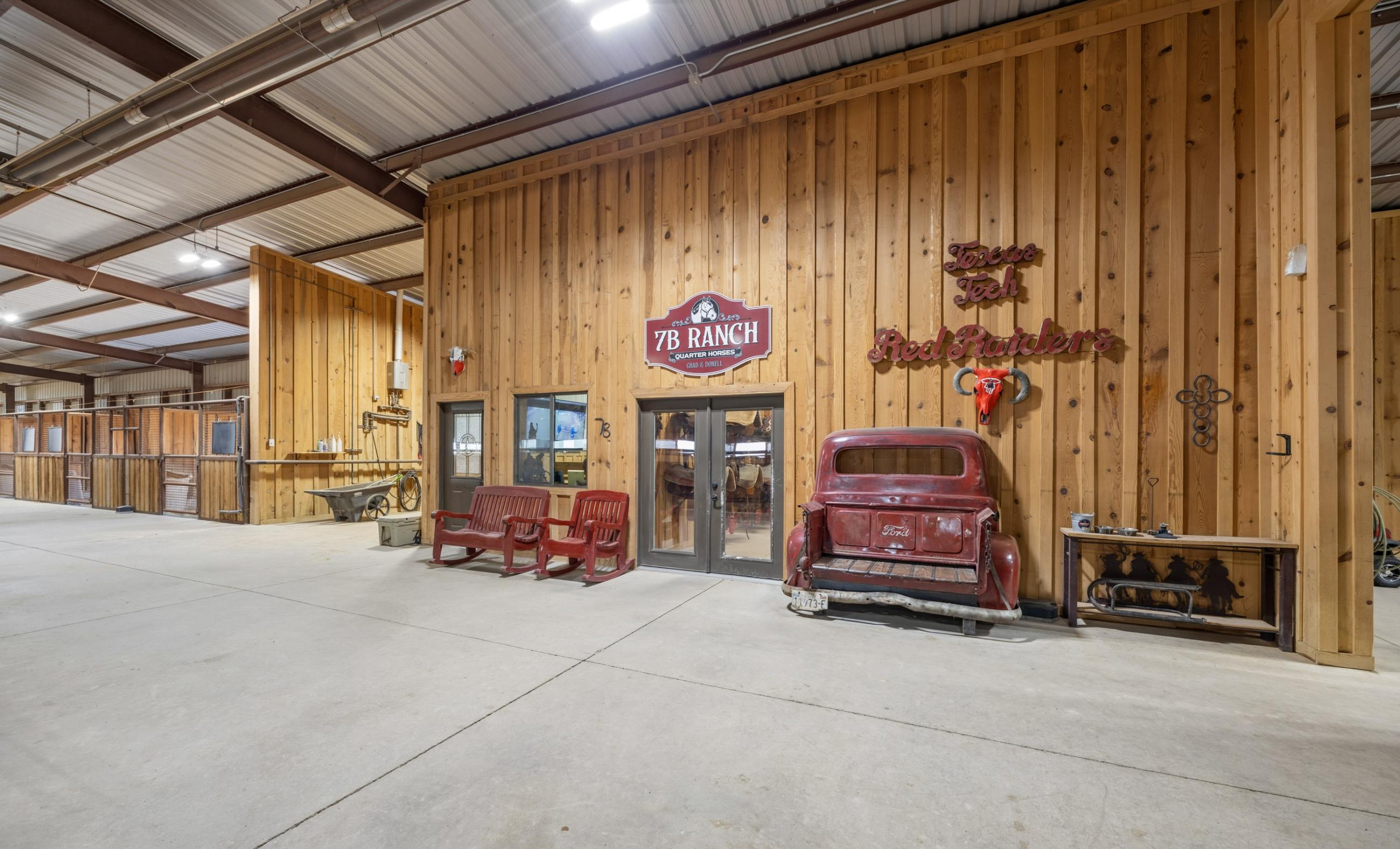 7B Ranch property photograph 22