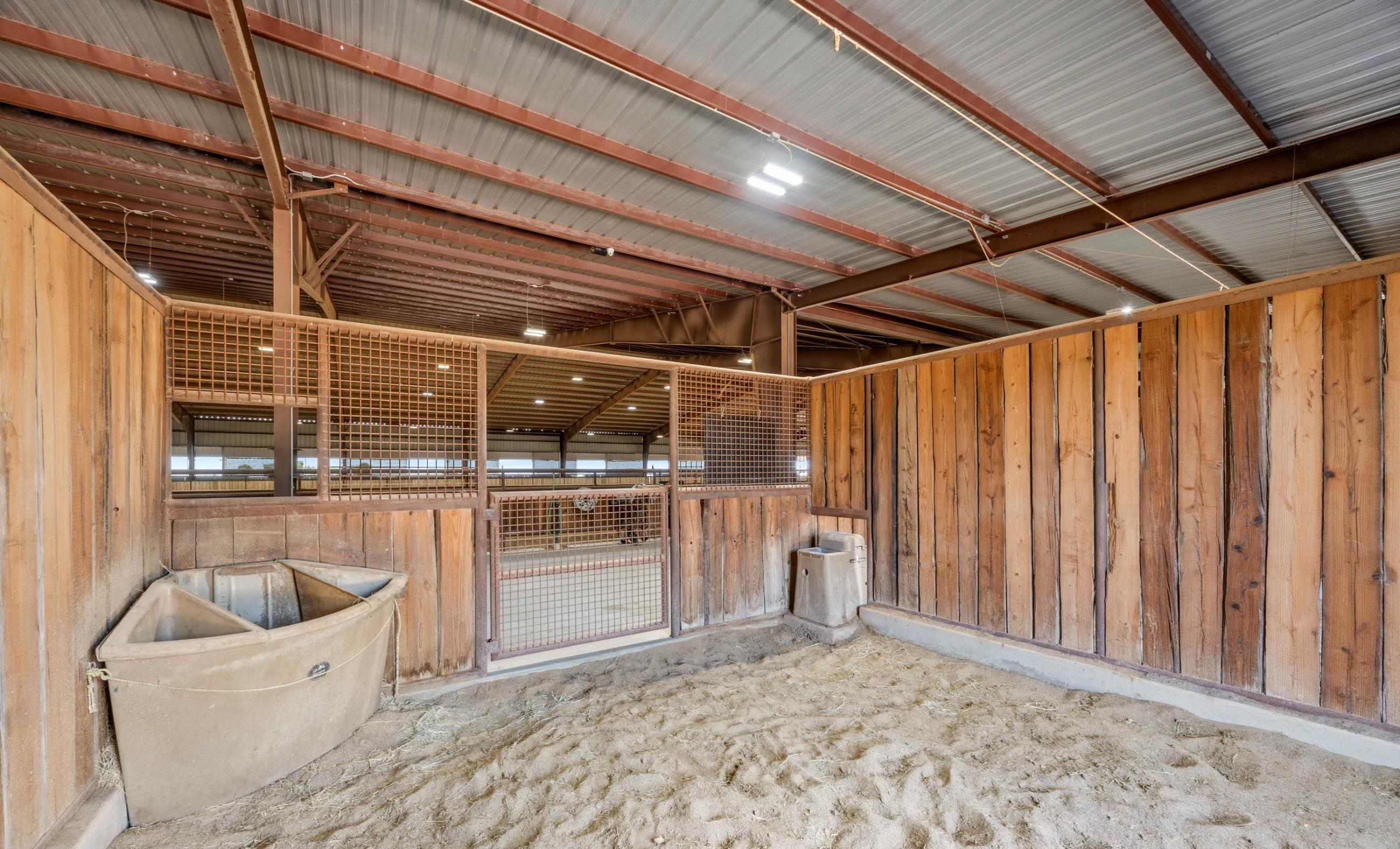 7B Ranch property photograph 20