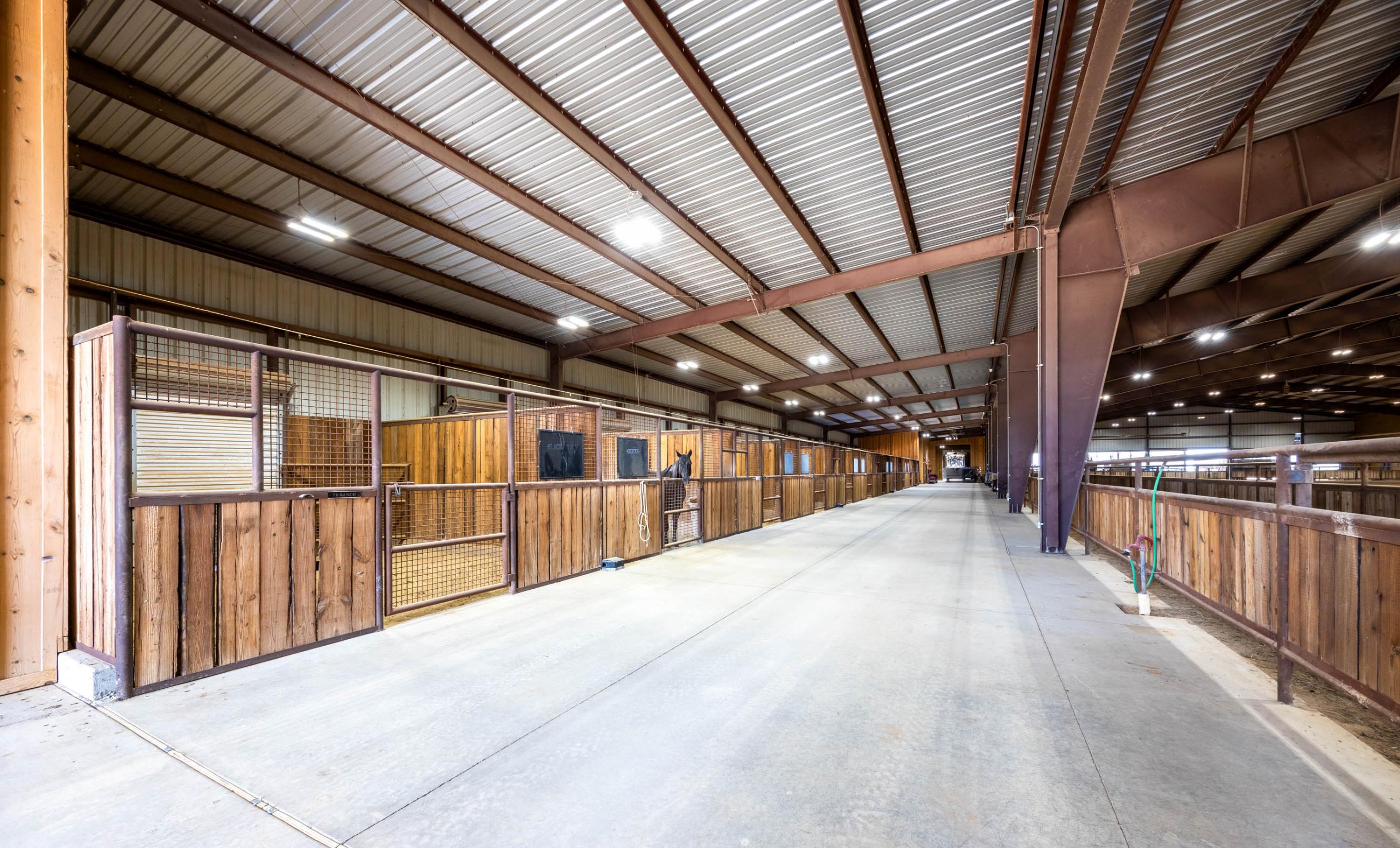 7B Ranch property photograph 12