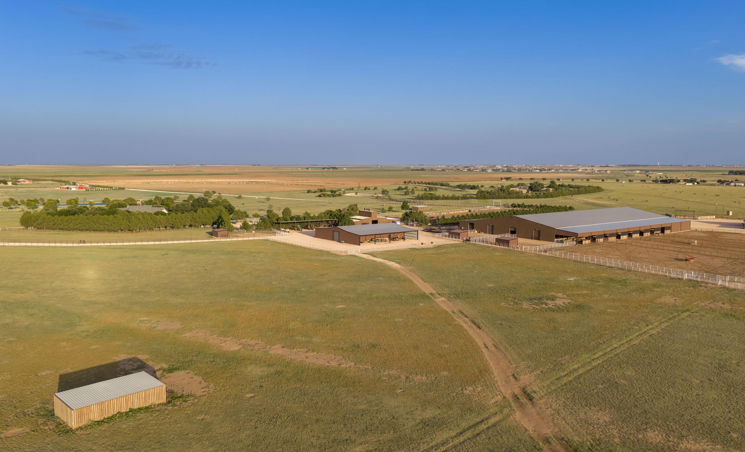 7B Ranch property photograph 77