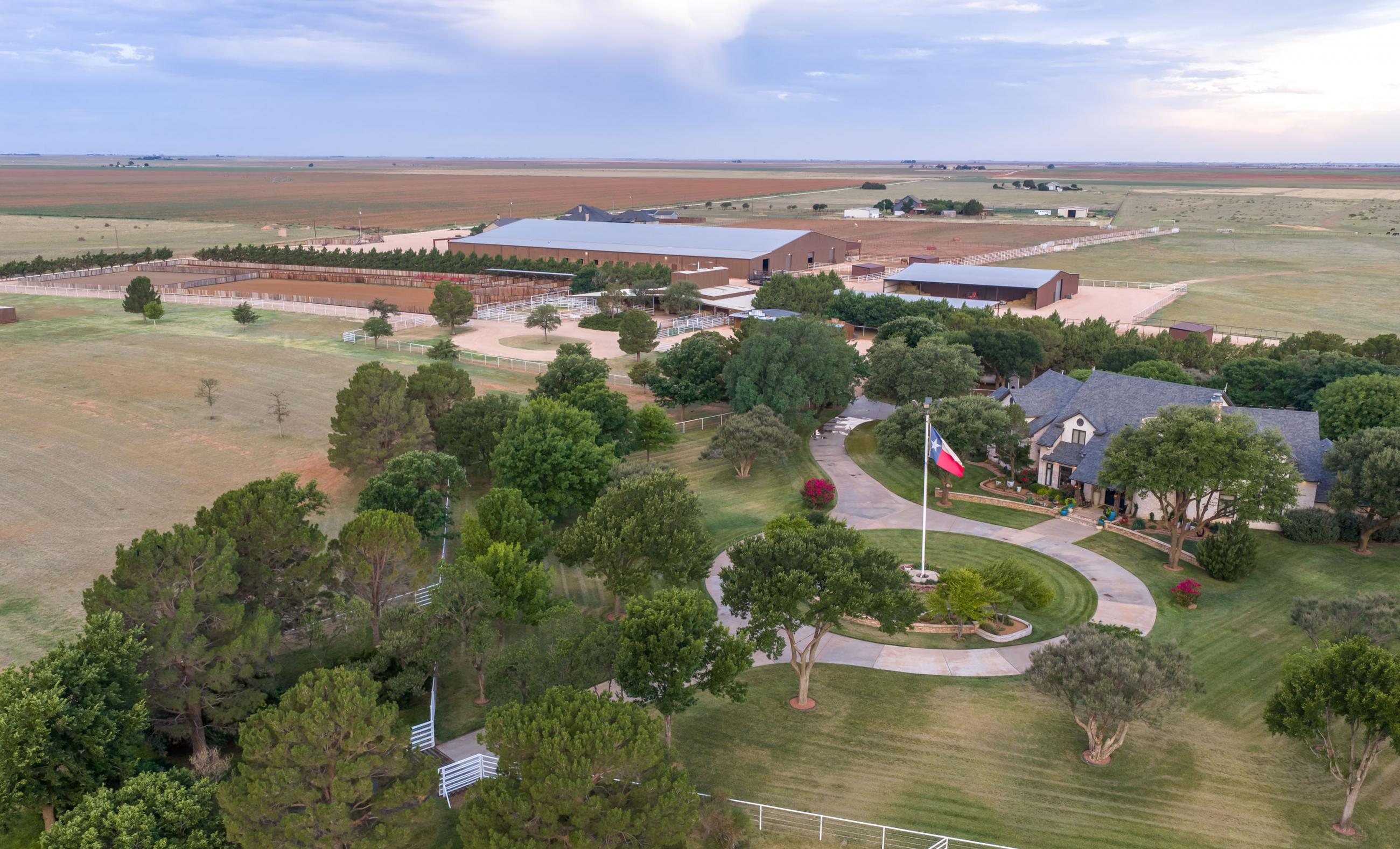 7B Ranch property photograph 7