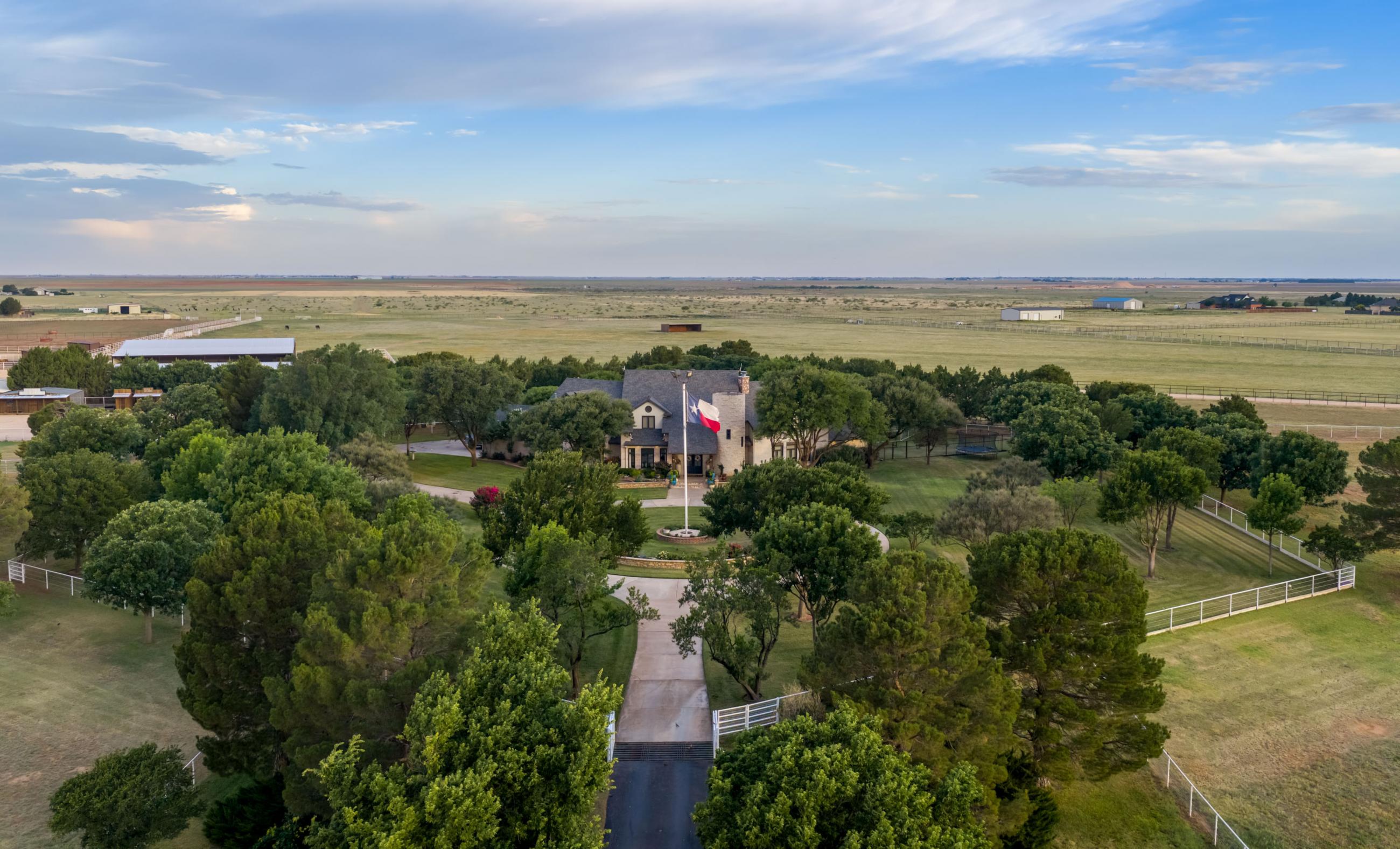 7B Ranch property photograph 38
