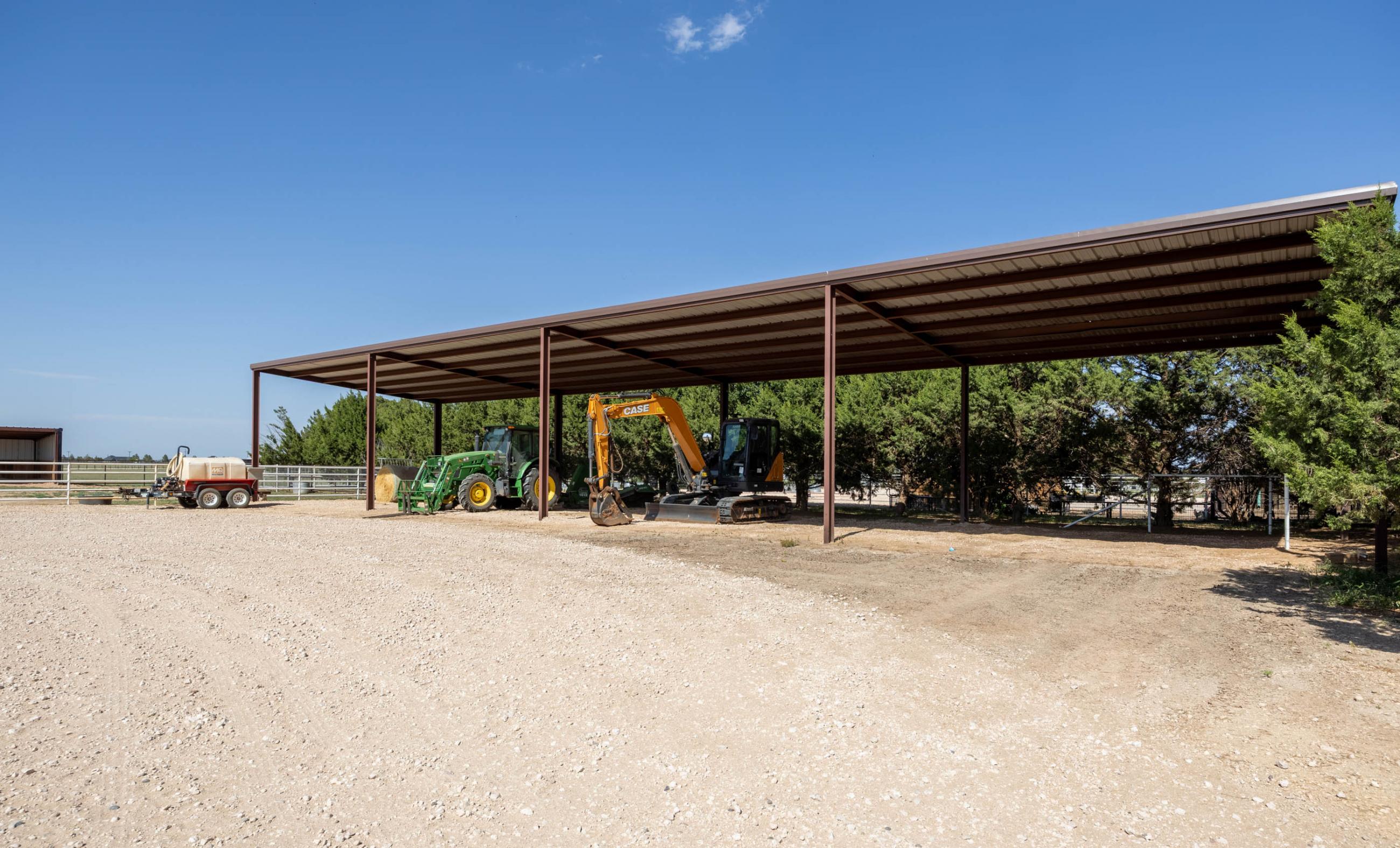 7B Ranch property photograph 30
