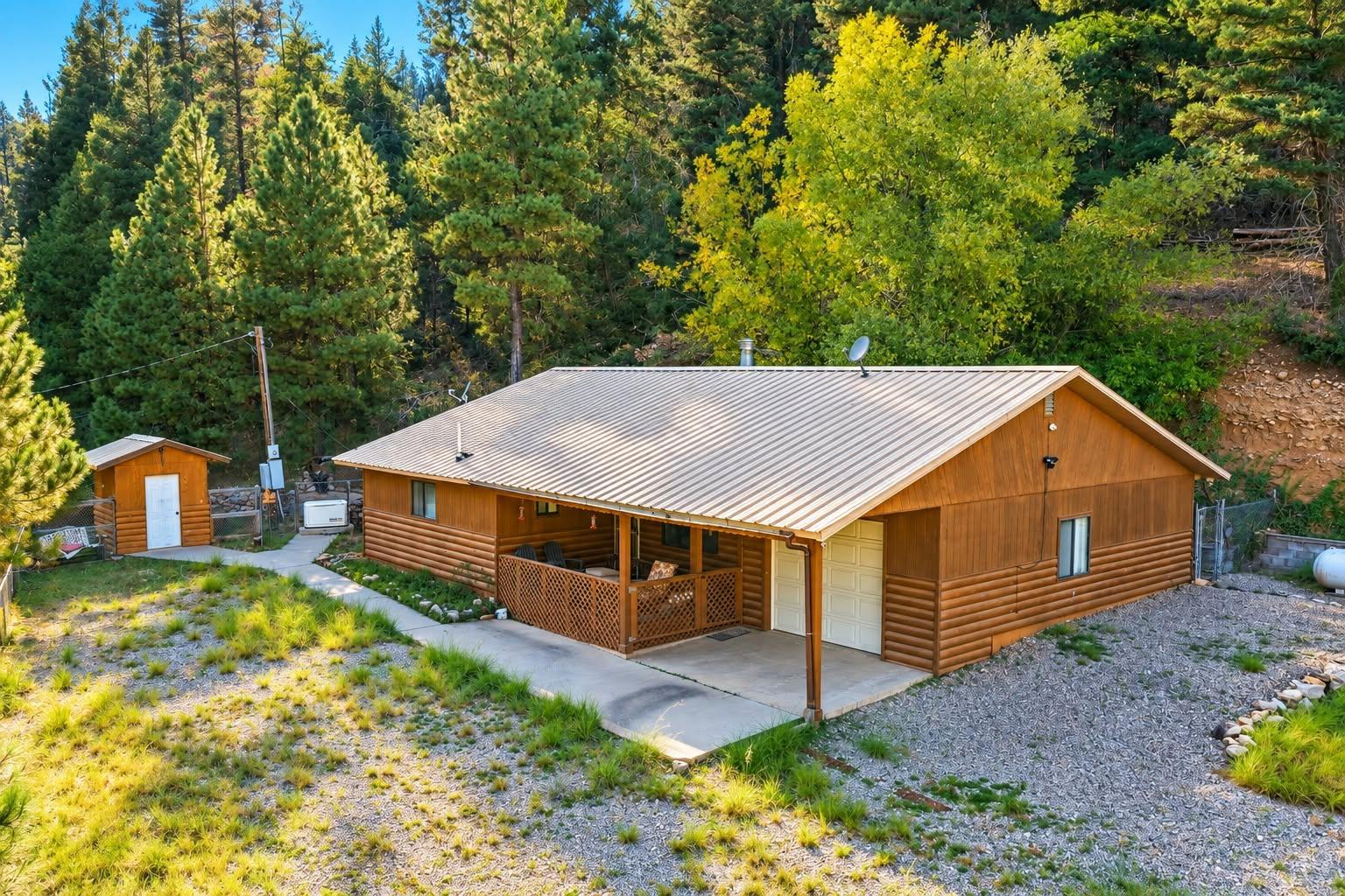 Cabin exterior at Rio Peñasco River Ranch