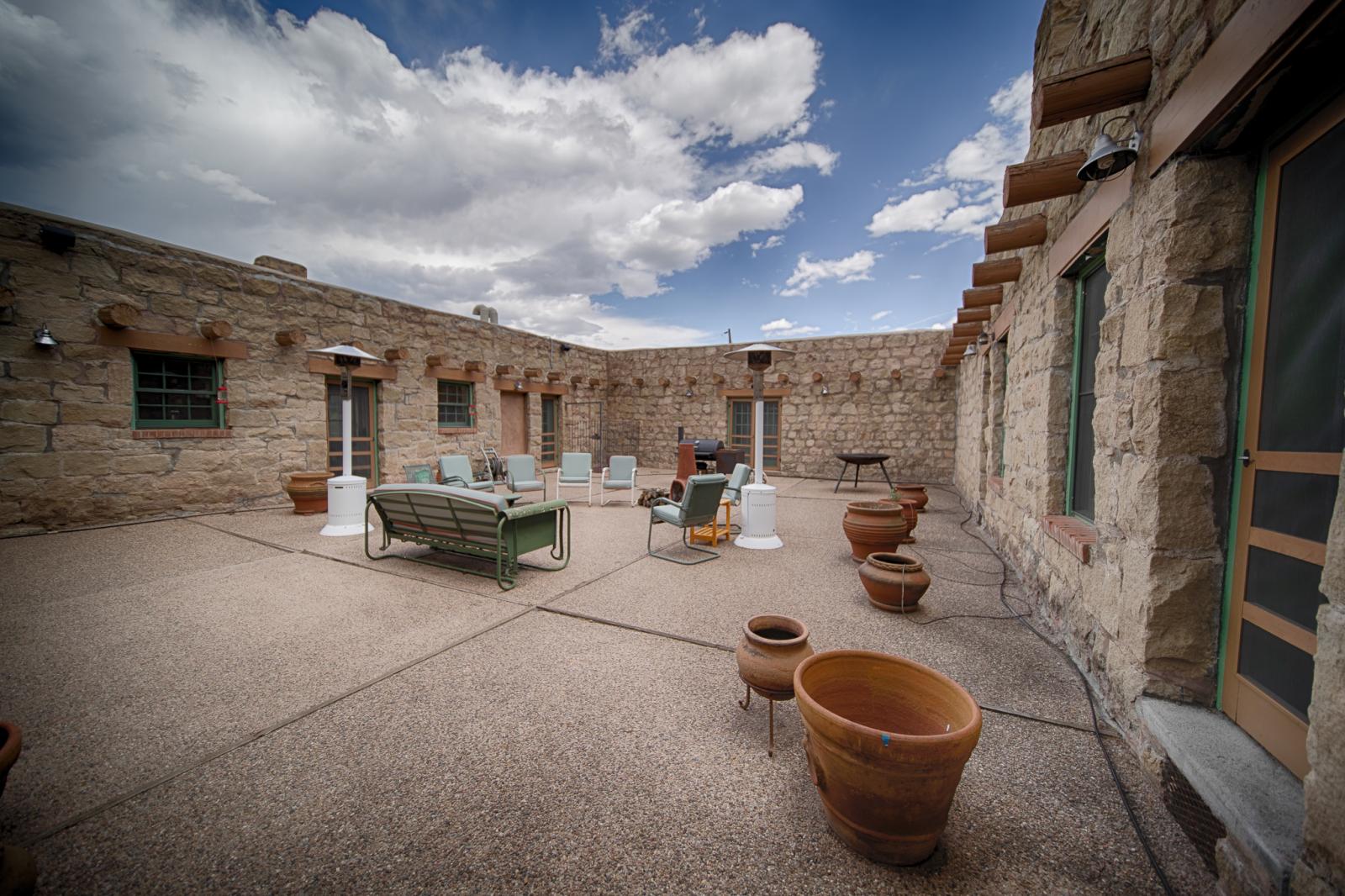 Patrick and Lisa Swayze's Rancho de Dias Alegres Chas S. Middleton