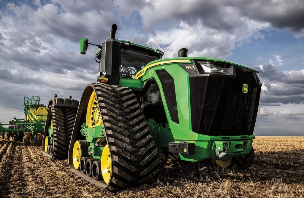John Deere 9RX 830 tractor in a field